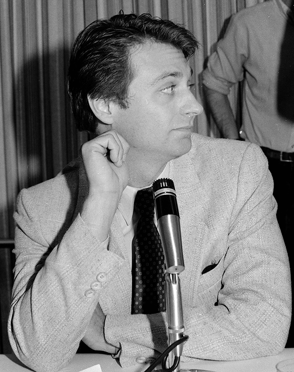 Image de Gary Groth.